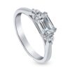 3-stone-emerald-cut-centre-stone-ring2.jpg