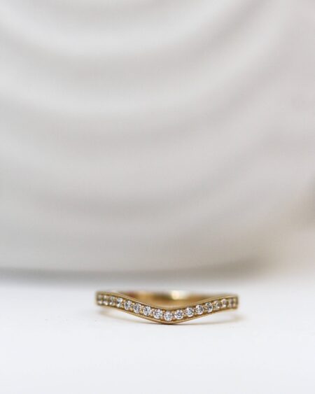 9ct Gold Curved Diamond Wedding Band
