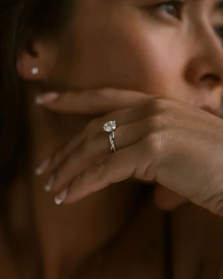Round Solitaire Twist Band Moissanite Ring