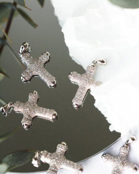 STERLING SILVER CROSS PENDANT WITH CUBIC ZIRCONIA STONES