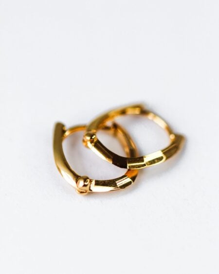 YELLOW GOLD DIAMOND CUT HUGGIES