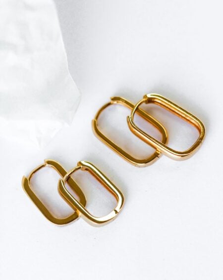 GOLD OVAL SQUARE HUGGIES