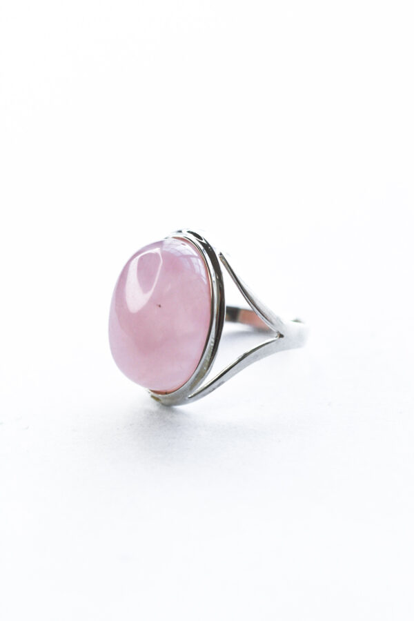 Sterling Silver Rose Quartz Oval Statement Ring