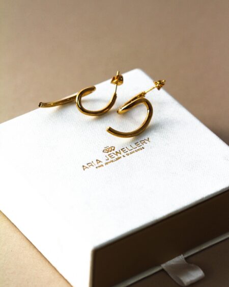 Chic Minimal Drop Earrings