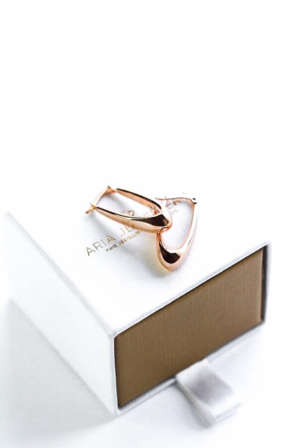graduated-oval-earrings