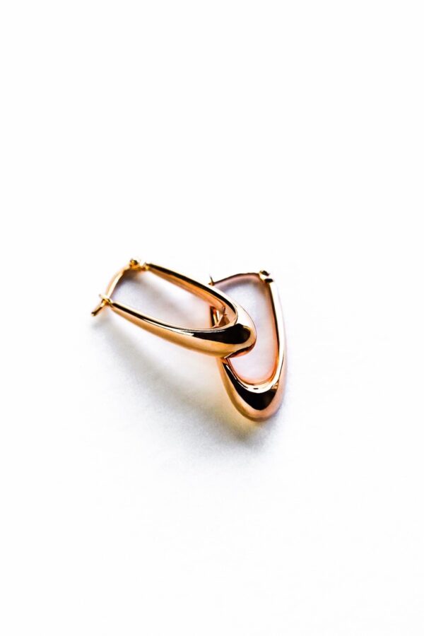 rose-gold-graduated-oval-earrings