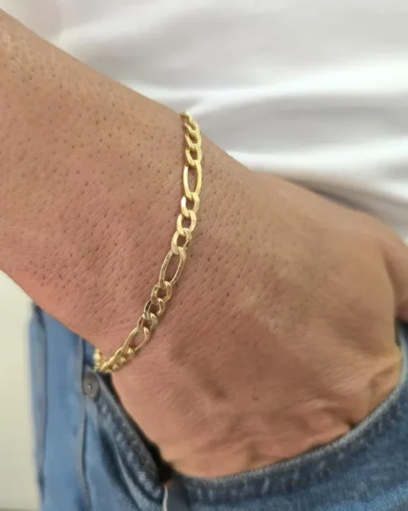 Gold Figaro Bracelet 6.2mm