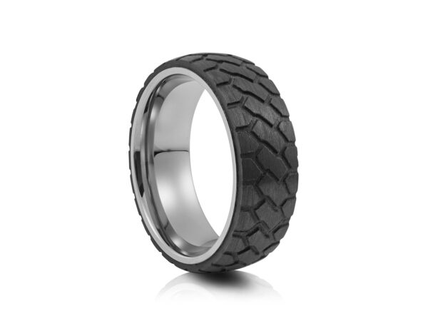 8mm Polished Tungsten Ring with Carbon Fibre Inlay